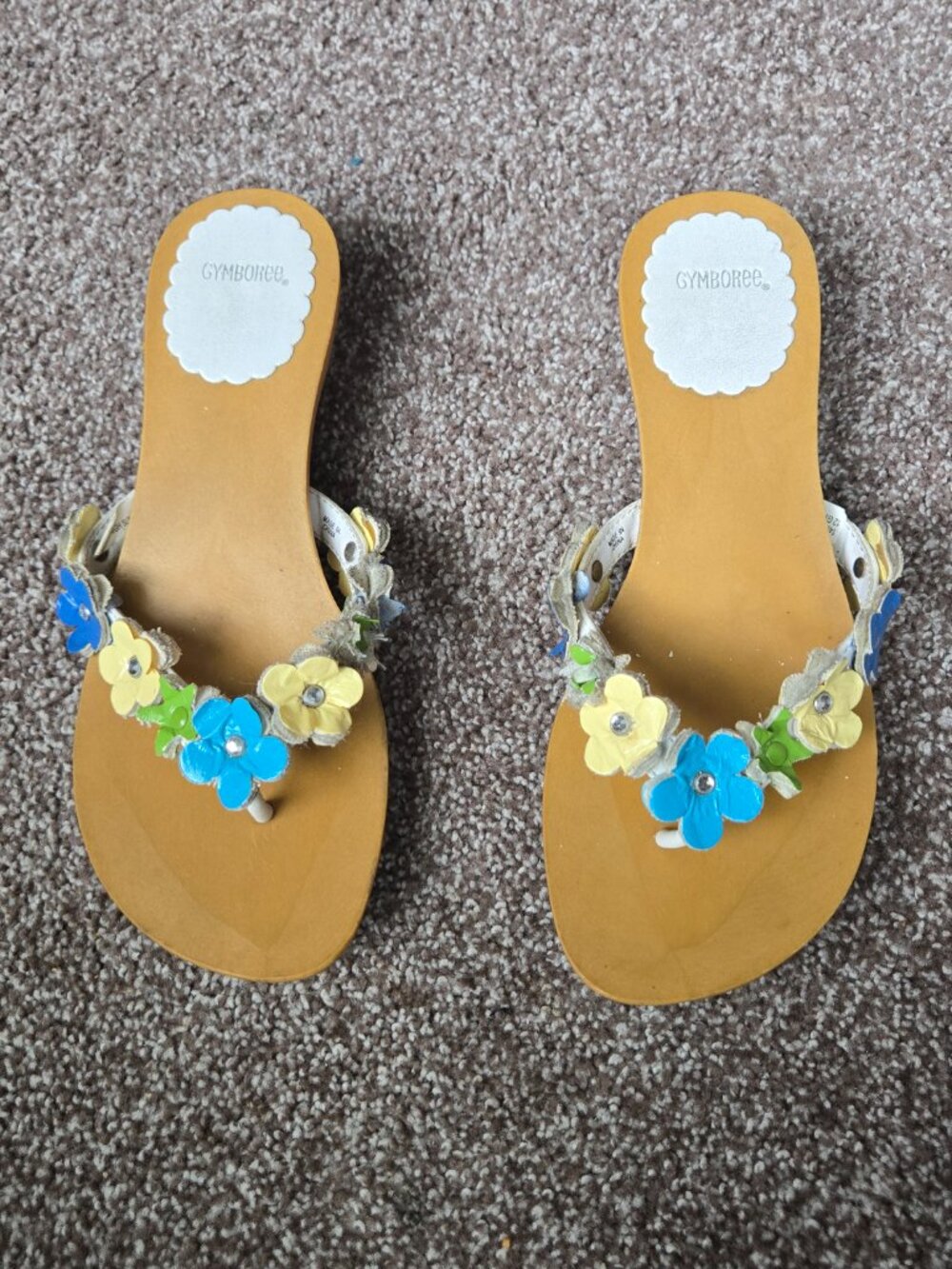 Shoes - Picture 5 of 5